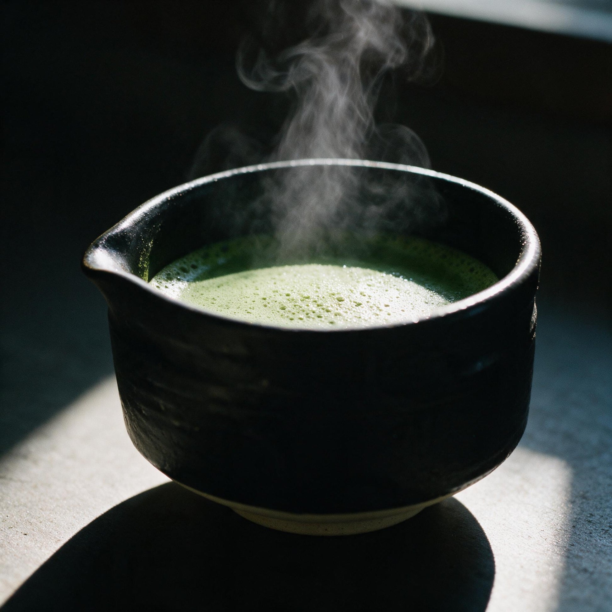 Freshly whisked matcha in a Mino-yaki chawan