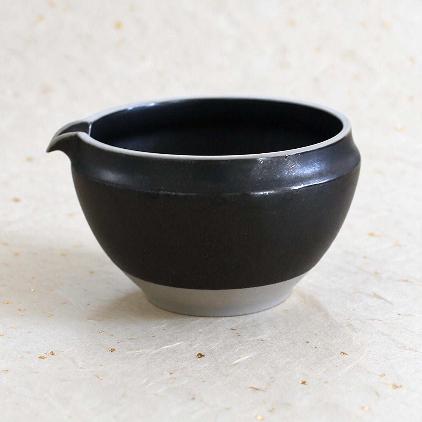 Mino-yaki chawan, shown in use on a quiet table